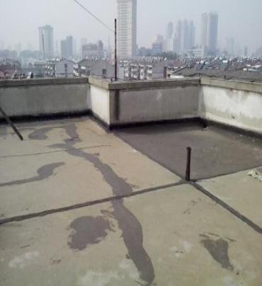 威远漏水维修 楼顶漏水是什么原因，楼顶漏水维修方法是什么?